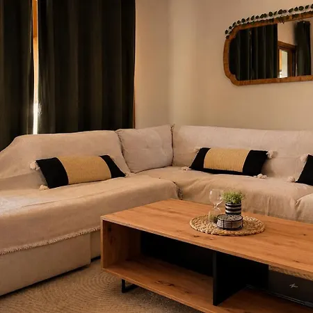 The Anassa - Gated Beachfront Retreat & Pool 公寓 *
