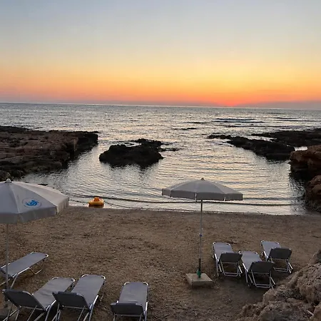 The Anassa - Gated Beachfront Retreat & Pool Klorakas